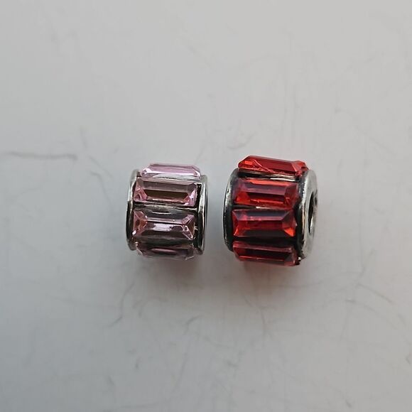 Chamilia Authentic Glass Charm Red & Pink - Picture 1 of 16